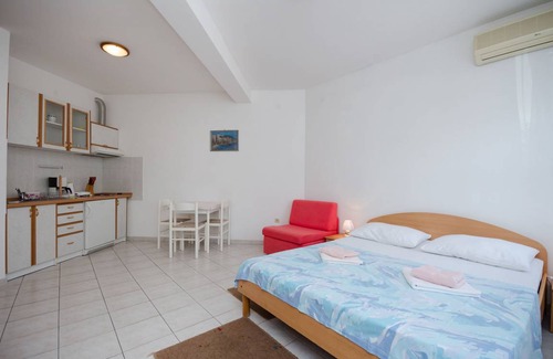 Novi Vinodolski Apartamento | 26 m² Apartamento ∙ 3 huéspedes