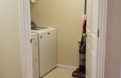 Monroe Casa | 260 Overbrook · Jason's Attached home