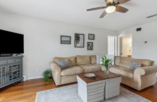 Fernandina Beach Casa | 2625 Forest Ridge - Pool - Tennis - Pickleball - Large Deck