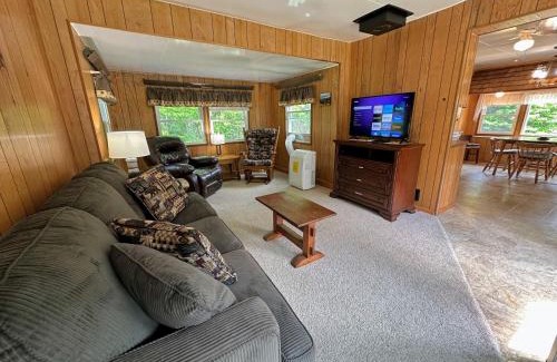 Twin Mountain Casa | 26CM - private camp in Bretton Woods wifi AC private yard with great views