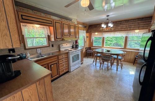 Twin Mountain Casa | 26CM - private camp in Bretton Woods wifi AC private yard with great views