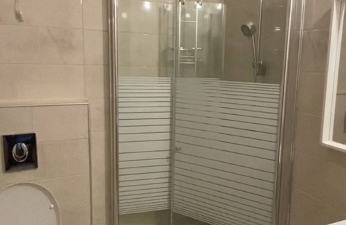 Bat Yam Apartamento | 26th floor 4-bedroom apt in the center with AC, fitness room, 24/7 security