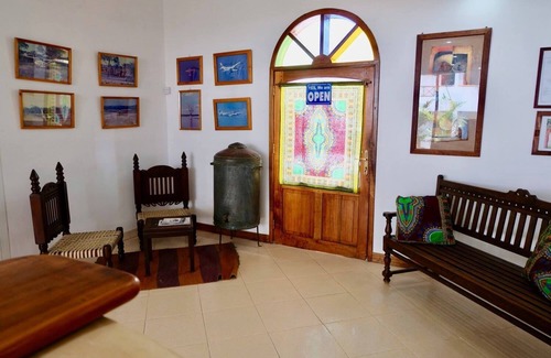 Zanzibar Town Hotel | 27 Cafe Zanzibar Airport Hotel
