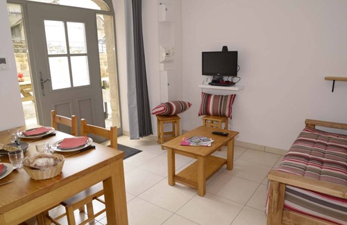 Albaret-le-Comtal Casa | 27 m² Gîte ∙ 1 habitación ∙ 2 huéspedes