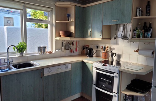 Coverack Casa | 270 Degree Sea Views across Coverack!