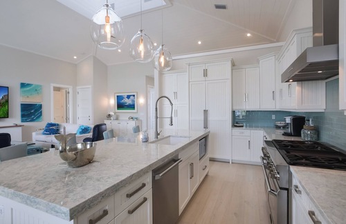 Golden Beach Casa | 270 Seabreeze | Private Pool | Boca Grande | 5 Bedroom - Sleeps 10
