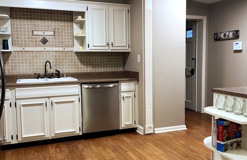 Shelbyville Casa | 2709 · B on the Bourbon Trail with pub, pool and hot tub