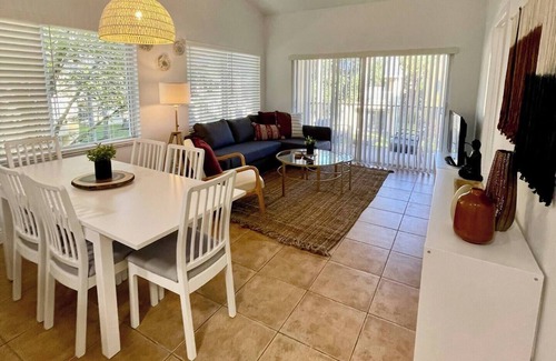 Mission Bay Apartamento | 270C - Modern & Bright 3 Bedroom Apt in Boca Raton