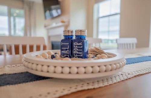 Delavan Casa | 2728 Harbor Court
