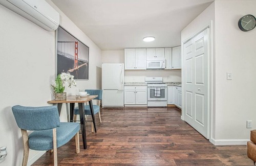 Fresno Casa | 2730 W Bullard Back Studio · Totally New Awesome ★ North Fresno Back Studio