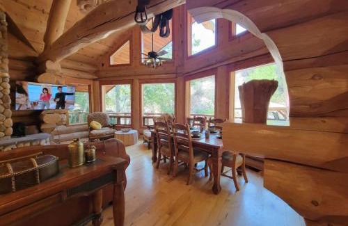 El Cajon Casa | 275B Charming Getaway with Hot tub