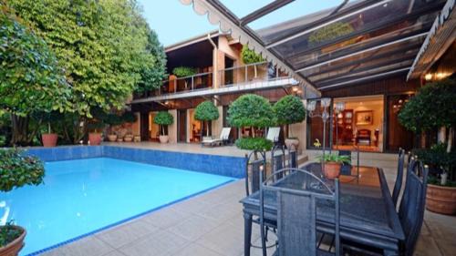 Bedfordview Casa | 27A on Angus