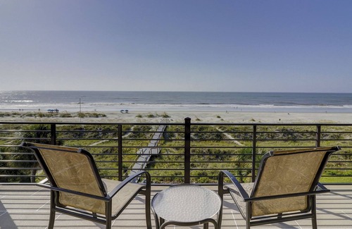 North Forest Beach Casa | 28 Carters Manor