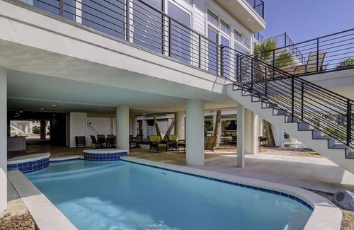 North Forest Beach Casa | 28 Carters Manor
