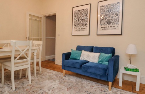 Skipton Cabaña | 28 Devonshire Street