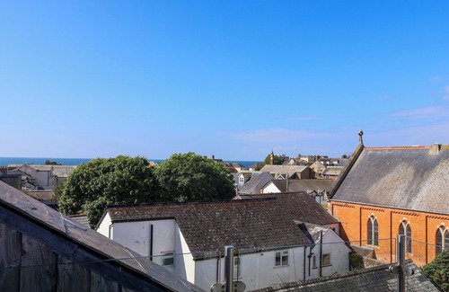 Seaton Cabaña | 28 Fore Street
