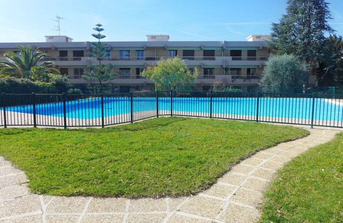 Fabron Apartamento | 28 m² Apartamento ∙ 1 habitación ∙ 2 personas