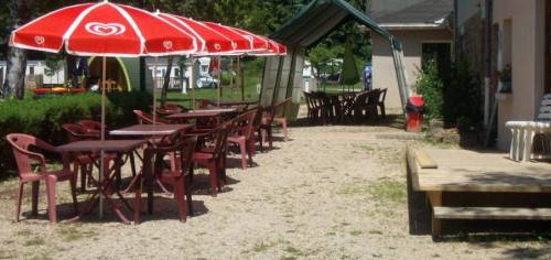 Le Chambon-sur-Lignon Alquiler De RV | 29 m² Caravana ∙ 2 habitaciones ∙ 5 personas