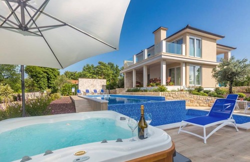 Milovcici Villa | 290 m² Villa ∙ 4 habitaciones ∙ 10 huéspedes