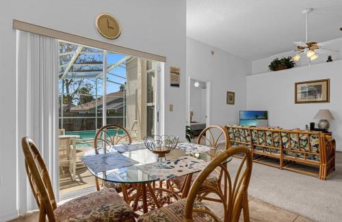 Lindfields Casa | 2974 Viscount Villa 3bed Pool