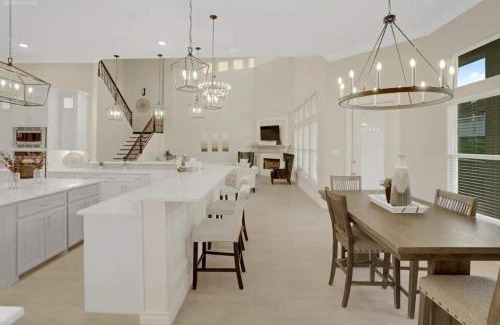 Calallen Casa | 298 5 Bedrooms Fenced yard New Construction