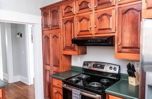 Birmingham Casa | 29th Street Trendy Lakeview Craftsman 8