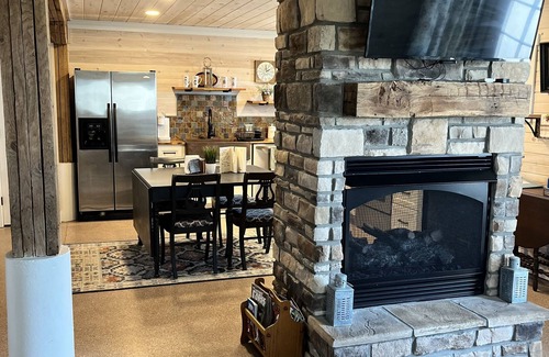 Wilmington Casa | 2A2J Barn pool Getaway 9 miles to WEC