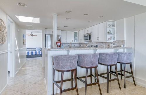 Southend Condominio | 2b / 2b frente al mar con vista al mar con piscina