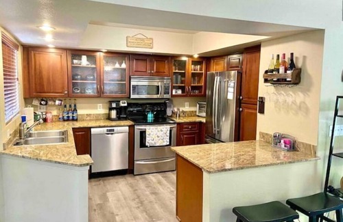Tucson Condominio | 2B/2B condo with pool, jacuzzi, and stunning views