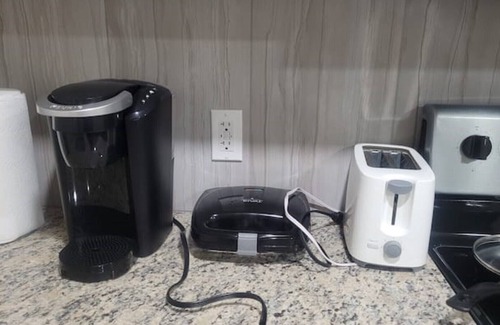 Leduc County Casa | 2B/R PRIVATE SUITE |13 MINS~AIRPORT | PRIVATE ENTR
