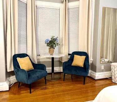 Wayland Apartamento | 2B1B,Private Kitchen,Walk to Everything! Brown&RISD