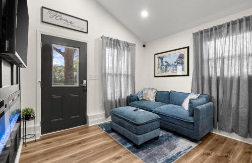 Belvedere Park Casa | 2BD 2BA Designer Cottage in Decatur