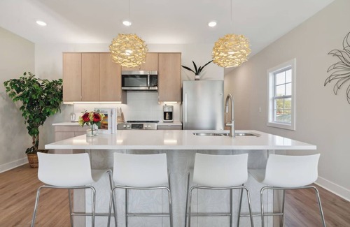 Germantown Apartamento | 2Bd/2Ba in GTown! An Easy 4 Miles to Univ of Lou, Churchill Down & KY EXPO CTR!
