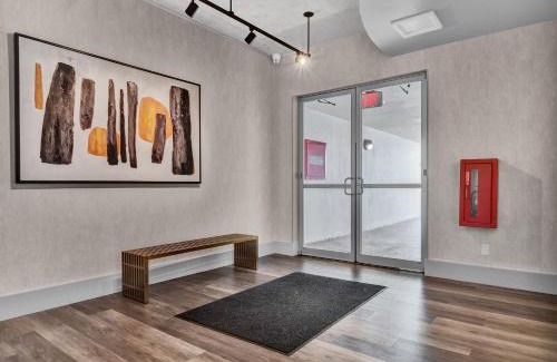 South Eola Casa | 2bd 2bth PENTHOUSE DOWNTOWN with large Billiard room