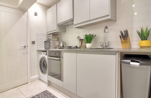 Reading Apartamento | 2BD apt for 7 with private off-street parking