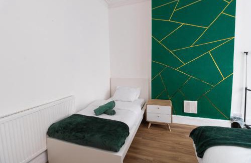 Charlton Apartamento | 2BD Garden Flat - Parking - O2,Excel,CityAirport