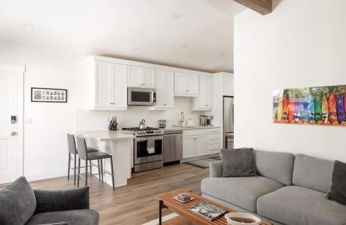 Ocean Beach Casa | 2BD Sashas Bungalow Beach Vibes 1 Block Away