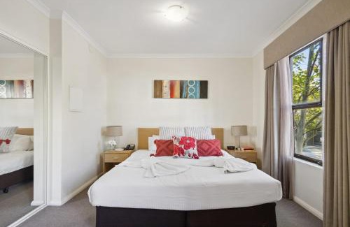 Northbridge Apartamento | 2BDR 1BTH 1PRK - Northbridge Magic
