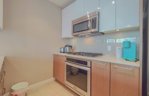 Richmond City Centre Apartamento | 2BDR & 2Bath | AC | 900sq.ft | Free WiFi&Parking