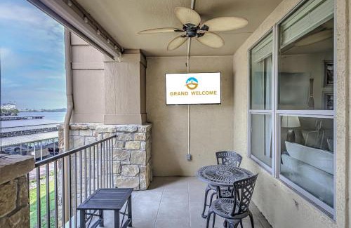 Horseshoe Bay Casa | 2BDR Condo for 4 with Pool Hot Tub & View of Marina