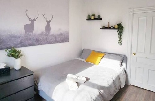 Verdun Apartamento | 2BDR Cozy & Stylish Condo next to Wellington