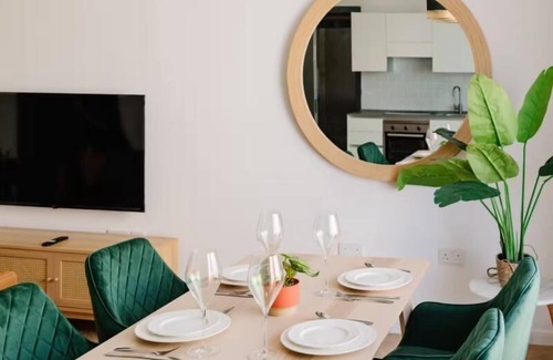 Madliena Apartamento | 2BDR Mainstreet Sliema Suite! Designer Finish!