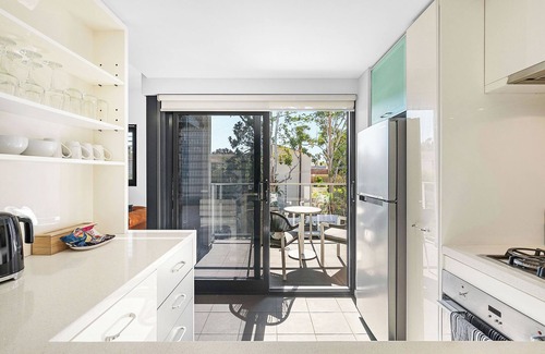 Perth Apartamento | 2BDR on Beaufort Street + Parking - Mount Lawley