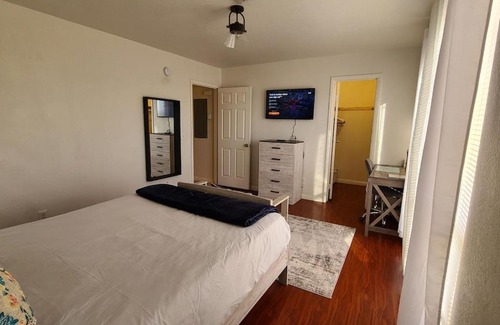 Sunrise Manor Apartamento | 2bed 1 bath condo near Nellis afb & the strip