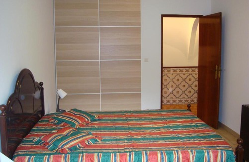 Alverca do Ribatejo Apartamento | 2Bed 15km Lisbon - Wifi, Ac, Parking