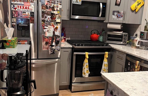 The Heights Condominio | 2bed/2ba MAXIMALIST Close to NYC in fantastic Jersey City