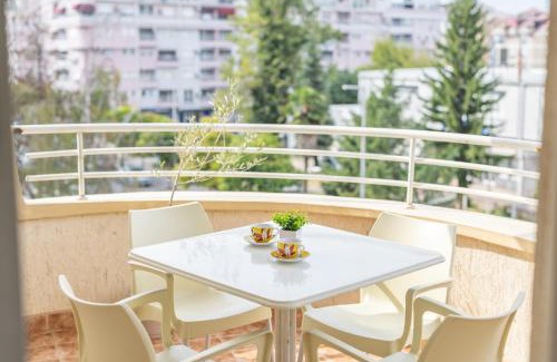 Ohrid Apartamento | 2Bed 2Bath Lake View Balcony Parking Family APT