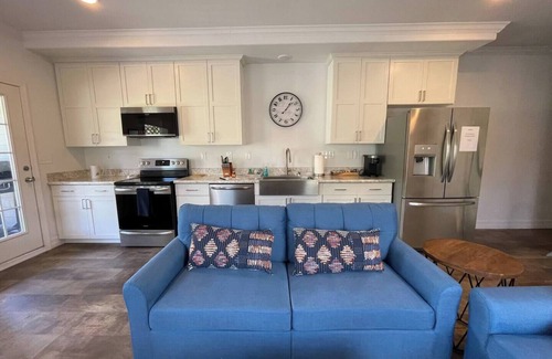 Hermosa Casa | 2Bed/2Bath with Creek and Open Spaces