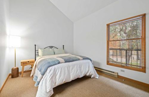 Century West Casa | 2Beds - Family-friendly- MT Bachelor Village