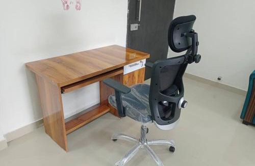 Pune Apartamento | 2BHK AC Service Apartment 303